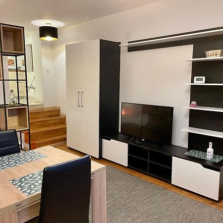 בראשוב Tampa Residence מראה חיצוני תמונה