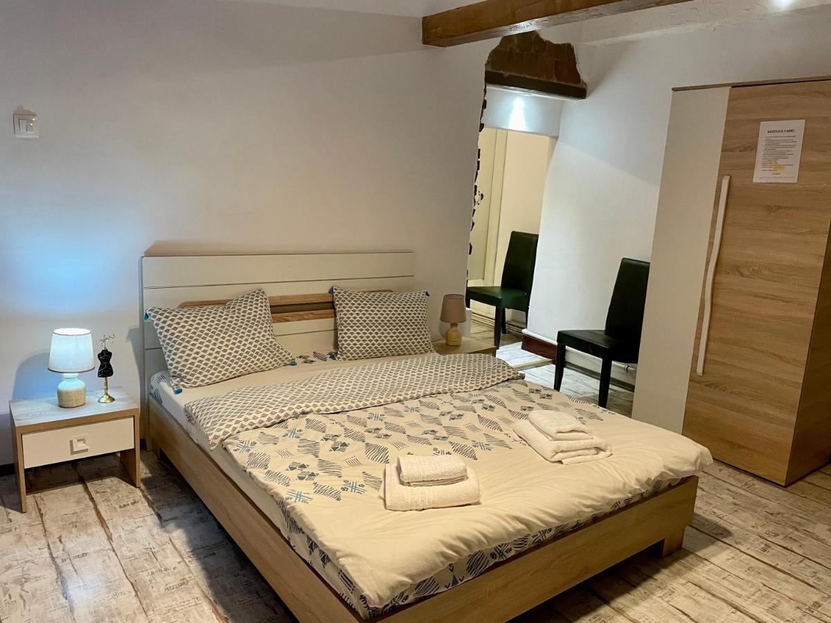 בראשוב Tampa Residence מראה חיצוני תמונה