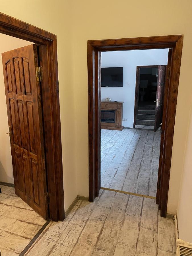 בראשוב Tampa Residence מראה חיצוני תמונה
