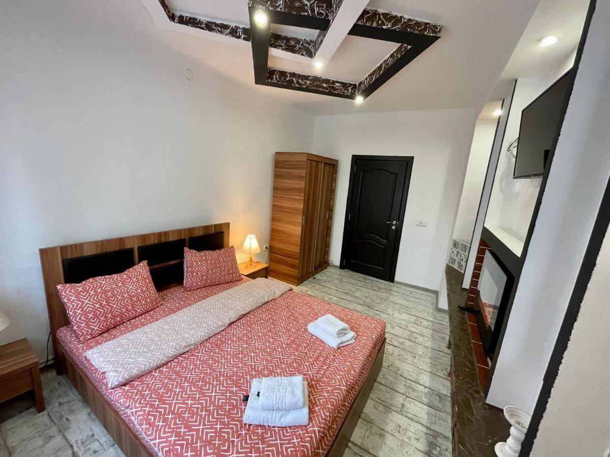 בראשוב Tampa Residence מראה חיצוני תמונה